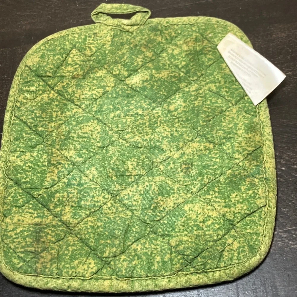 Better Homes and Gardens Pot Holder Set Green Fruit Pear Grape Quilted Vintage
